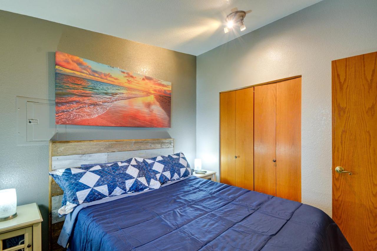 Dog-Friendly Ocean Shores Condo With Balcony And Views Exterior photo