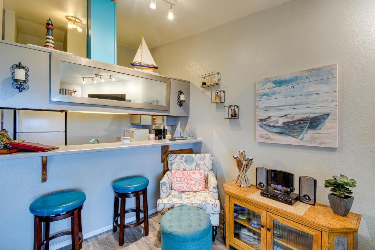 Dog-Friendly Ocean Shores Condo With Balcony And Views Exterior photo
